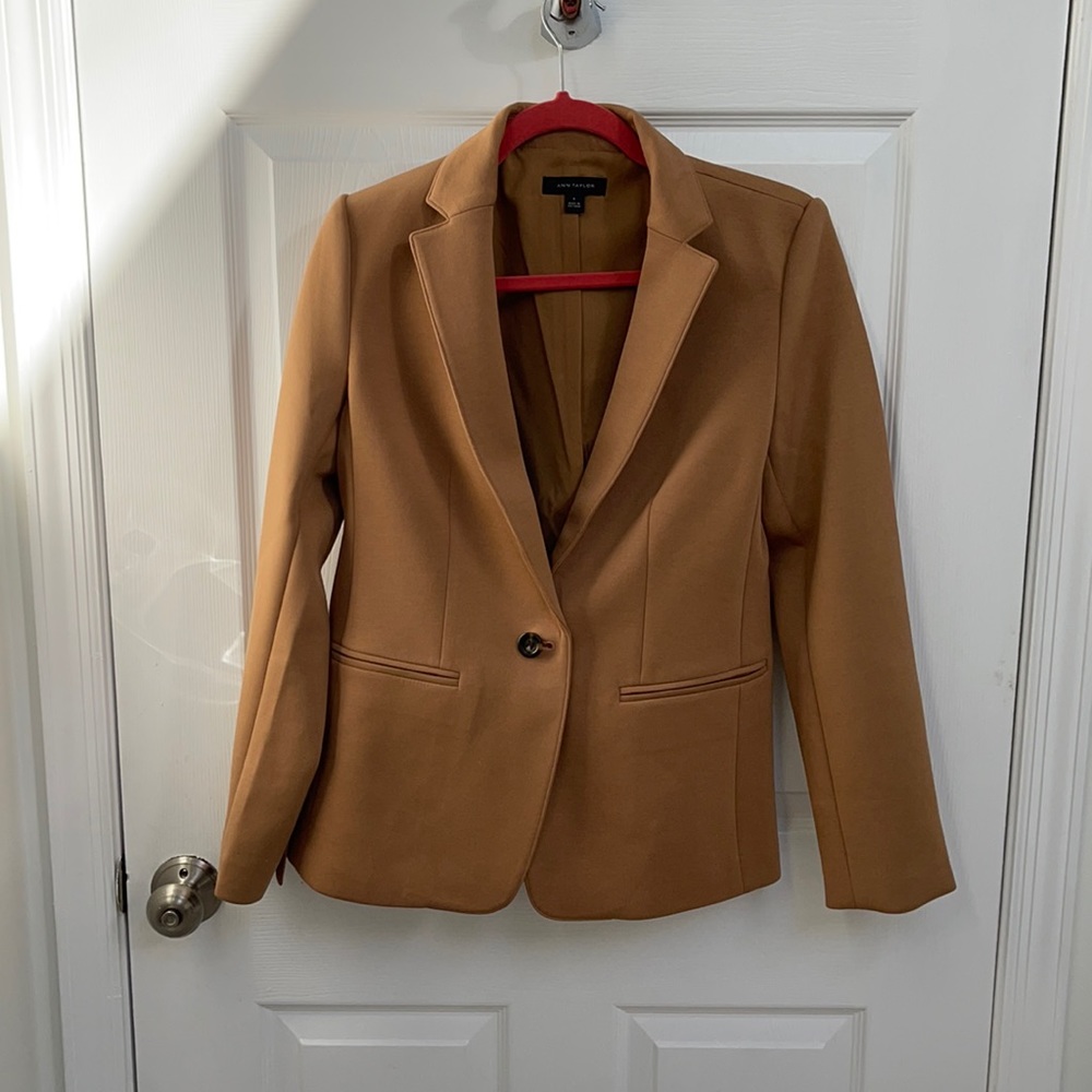 NWOT Ann Taylor camel blazer jacket fall size 6